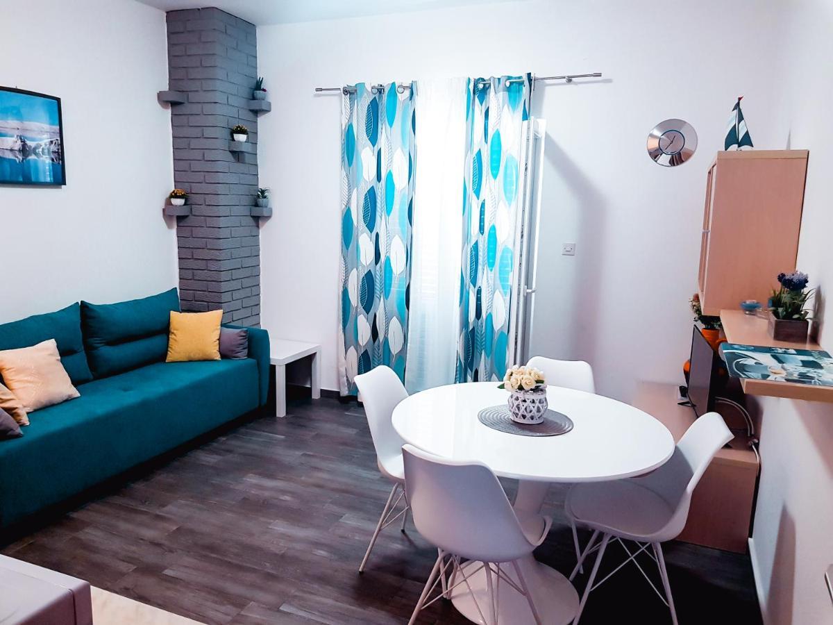 Apartmani Maestral Fabijanic Pag Town Exteriör bild