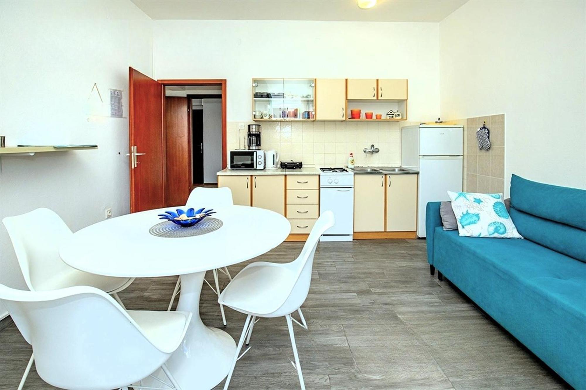 Apartmani Maestral Fabijanic Pag Town Exteriör bild